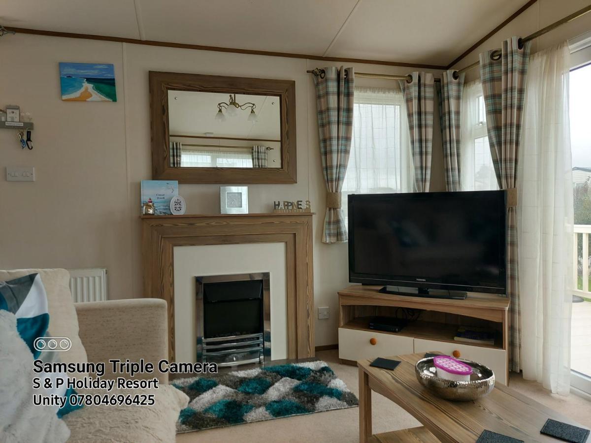 149 Holiday Resort Unity 3 Bedroom Passes Included Брен Экстерьер фото