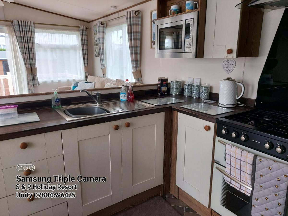 149 Holiday Resort Unity 3 Bedroom Passes Included Брен Экстерьер фото