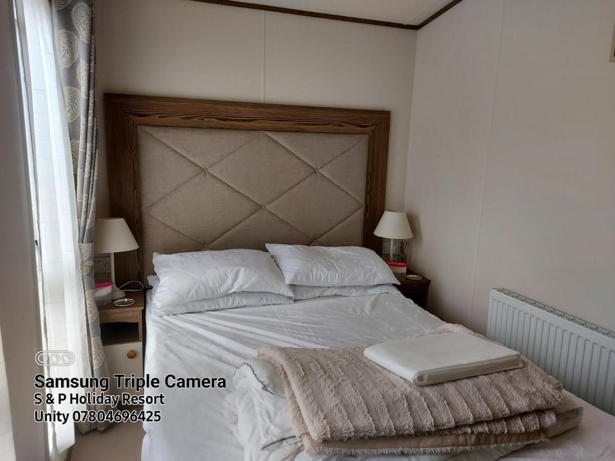 149 Holiday Resort Unity 3 Bedroom Passes Included Брен Экстерьер фото