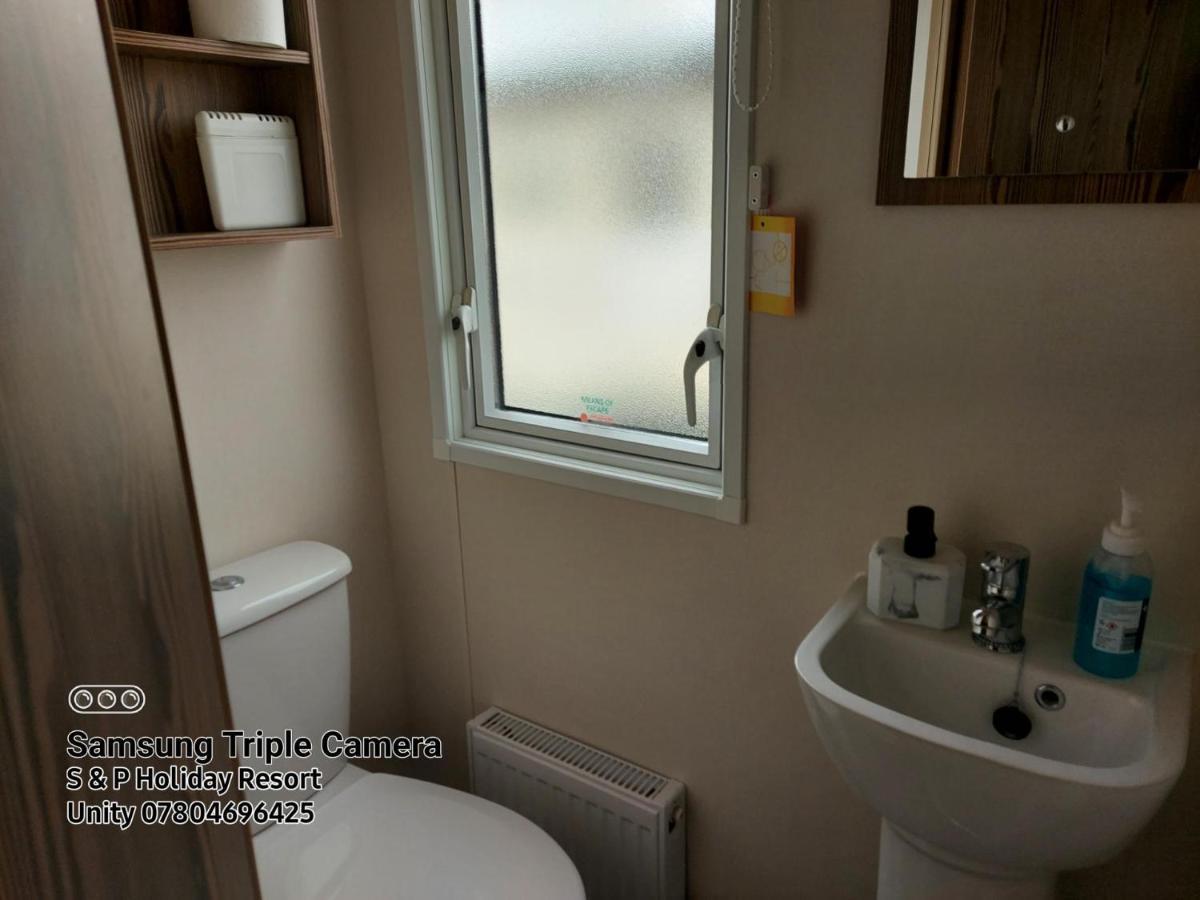 149 Holiday Resort Unity 3 Bedroom Passes Included Брен Экстерьер фото